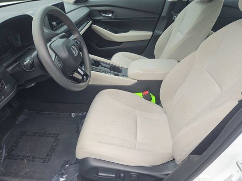 Certified 2023 Honda Accord EX image 27