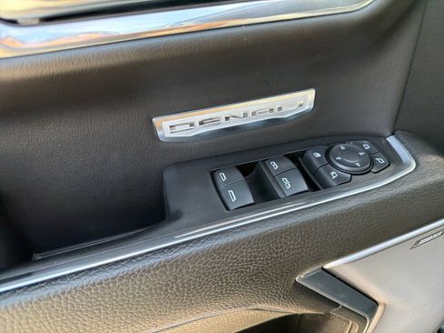 Used 2024 GMC Sierra 1500 Denali AWD/4WD image 16