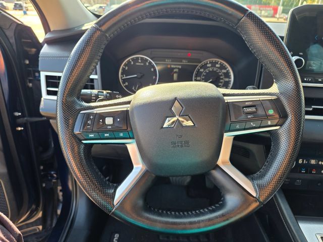Used 2022 Mitsubishi Outlander SEL AWD/4WD image 28