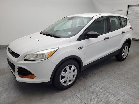Used 2016 Ford Escape S image 2