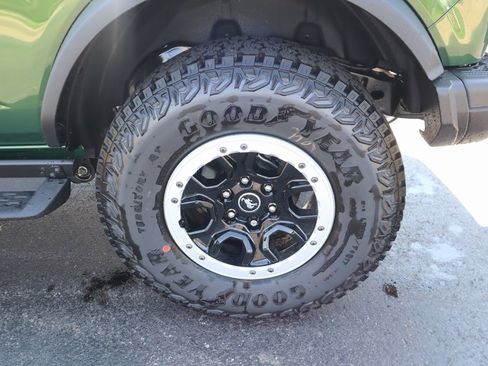 New 2025 Ford Bronco Badlands image 20