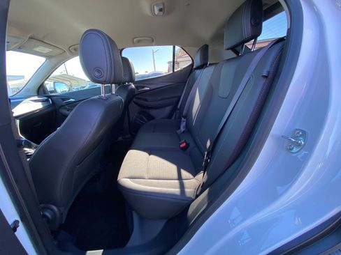 Used 2025 Buick Encore GX Preferred image 25