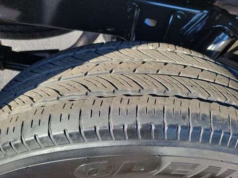 Used 2023 Toyota Tacoma SR5 image 10