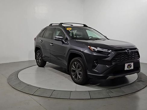 Used 2022 Toyota RAV4 Limited image 7