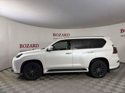 Used 2023 Lexus GX 460 Luxury w/ Sport Design Package AWD/4WD image 5
