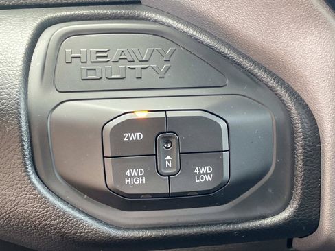Used 2026 RAM 2500 Big Horn AWD/4WD image 31