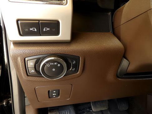 Used 2017 Ford F150 King Ranch w/ Equipment Group 601A Luxury image 28