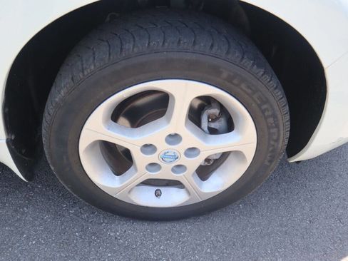 Used 2012 Nissan Leaf SL image 38