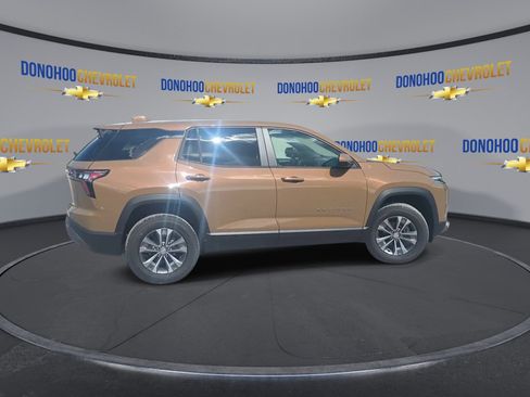 New 2027 Chevrolet Equinox LT FWD image 12