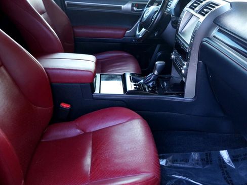 Used 2021 Lexus GX 460 Luxury w/ Sport Design Package image 12