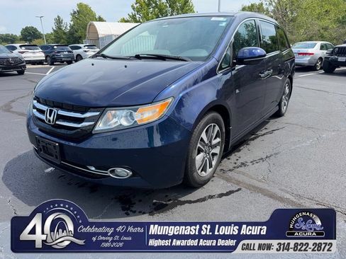 Used 2015 Honda Odyssey Touring image 1