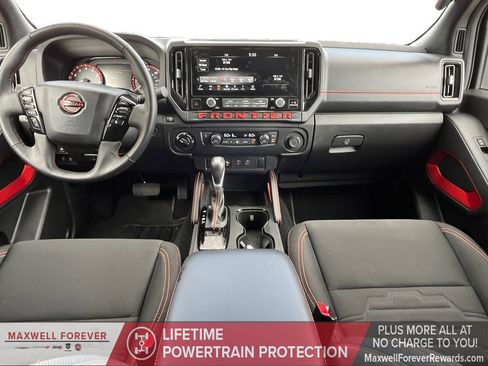 Used 2025 Nissan Frontier PRO-4X image 20