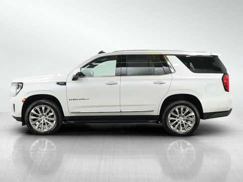 Used 2024 GMC Yukon Denali w/ Advanced Technology Package AWD/4WD image 2