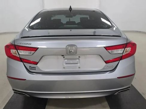 Used 2021 Honda Accord Sport image 4