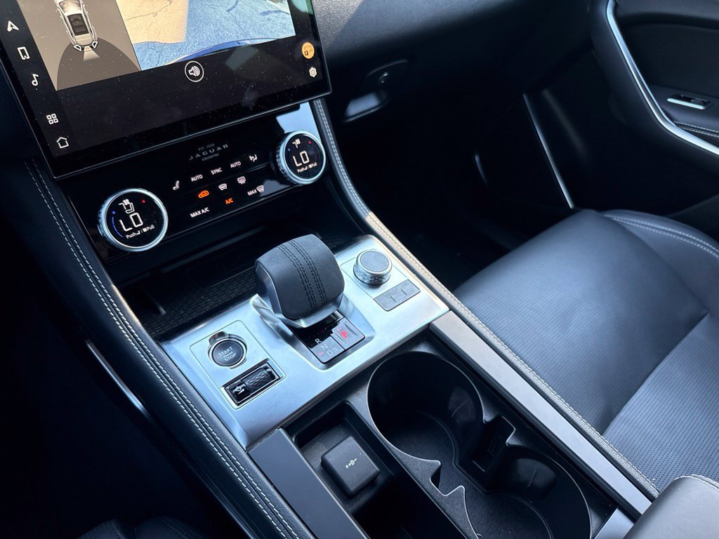 Used 2024 Jaguar F-PACE R-Dynamic S AWD/4WD image 16