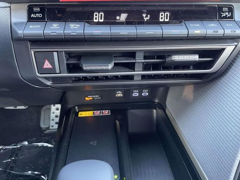 New 2026 Toyota Camry SE image 40