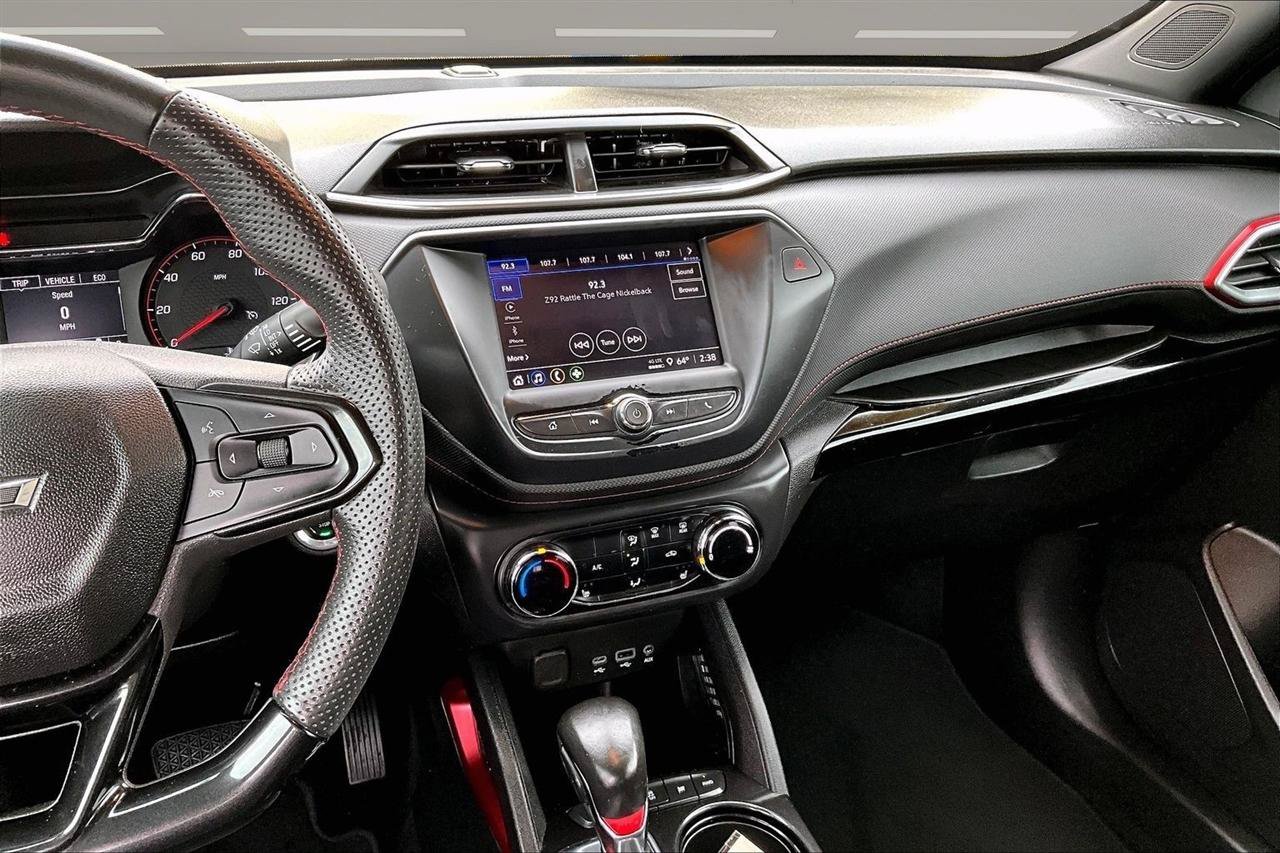 Used 2023 Chevrolet TrailBlazer RS AWD/4WD image 9