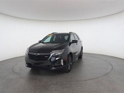 Used 2022 Chevrolet Equinox RS w/ Infotainment Package image 33