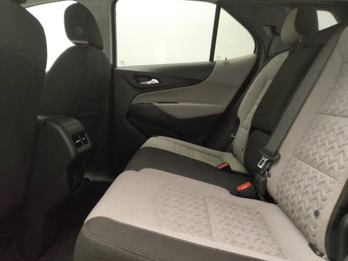 Used 2024 Chevrolet Equinox LS w/ LS Convenience Package FWD image 18