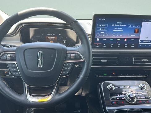 Used 2023 Lincoln Nautilus AWD w/ Premium Package image 12