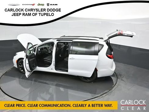 New 2026 Chrysler Pacifica Limited image 72