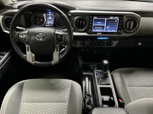 Used 2022 Toyota Tacoma SR5 w/ Technology Package AWD/4WD image 29