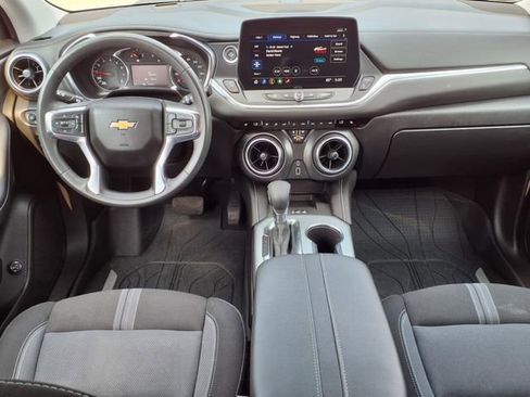 Used 2023 Chevrolet Blazer LT w/ Convenience Package image 11