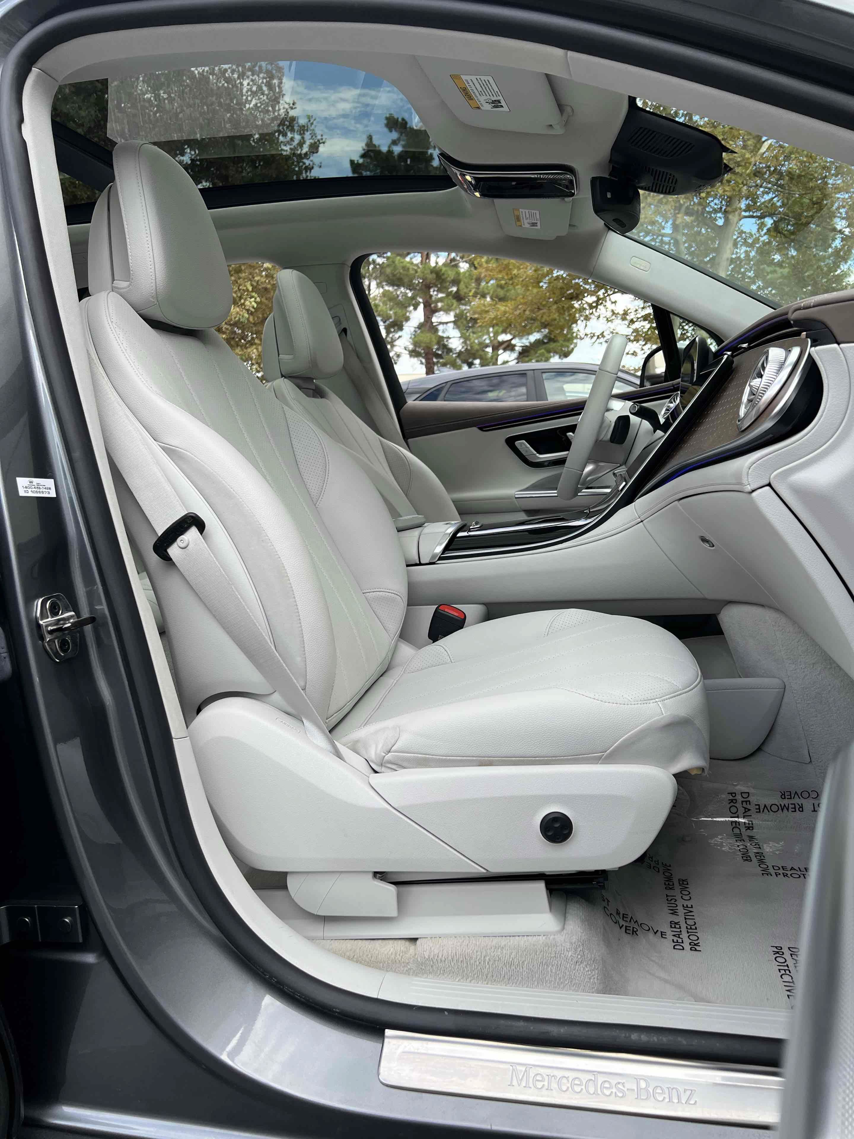 Used 2023 Mercedes-Benz EQE 350+ SUV w/ Exclusive Trim Package image 51