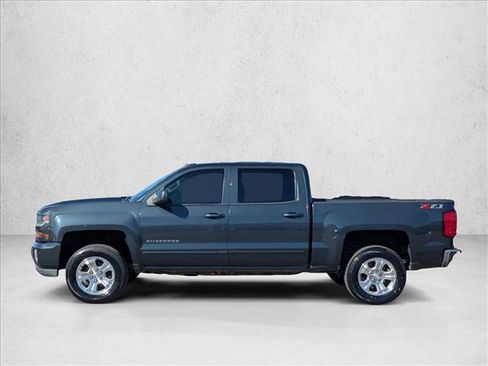 Used 2018 Chevrolet Silverado 1500 LT w/ All Star Edition image 9