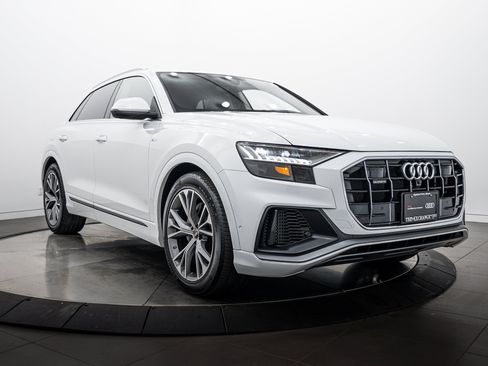 Certified 2023 Audi Q8 Prestige w/ Prestige Package AWD/4WD image 2