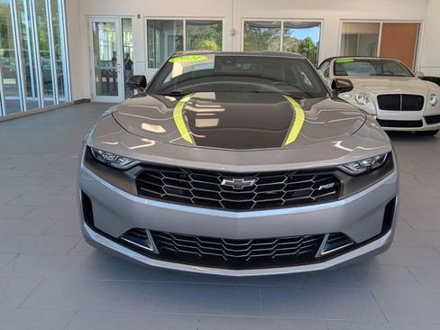 Certified 2021 Chevrolet Camaro LT RWD image 2