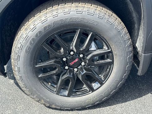 New 2026 GMC Sierra 1500 Elevation w/ Elevation Premium Package AWD/4WD image 13