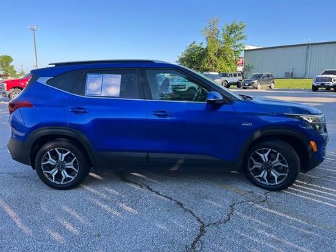 Used 2021 Kia Seltos EX AWD/4WD image 7