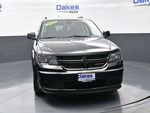 Used 2020 Dodge Journey SE w/ SE Popular Equipment Group image 2