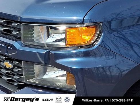Used 2020 Chevrolet Silverado 1500 Custom AWD/4WD image 11