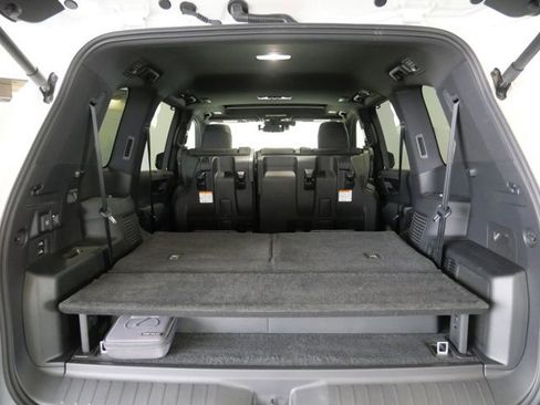 Certified 2025 Lexus LX 700h Overtrail AWD/4WD image 34
