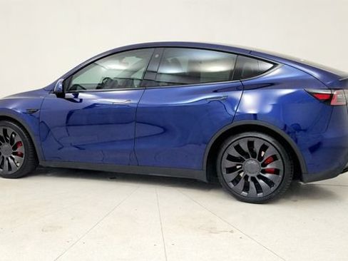 Used 2023 Tesla Model Y Performance AWD/4WD image 6