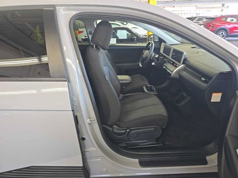 Used 2024 Hyundai Ioniq 5 SEL RWD image 6