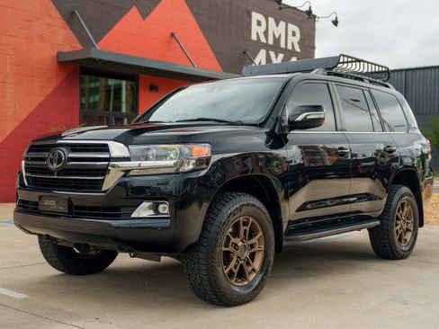 Used 2020 Toyota Land Cruiser Heritage Edition image 1