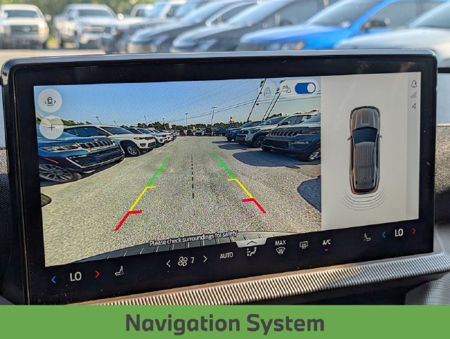 Used 2025 Ford Explorer Active RWD image 25