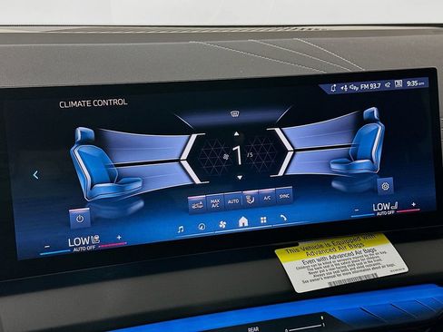 Used 2025 BMW X3 xDrive30i w/ Premium Package image 18