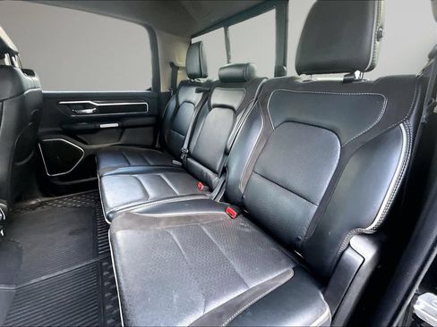 Used 2019 RAM 1500 Laramie AWD/4WD image 23