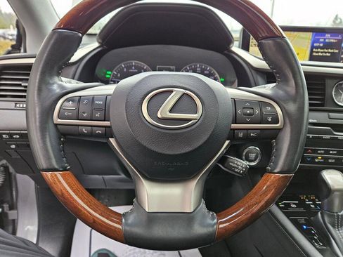 Used 2019 Lexus RX 350 AWD w/ Navigation Package image 28
