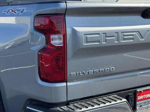 Used 2026 Chevrolet Silverado 1500 LT AWD/4WD image 9