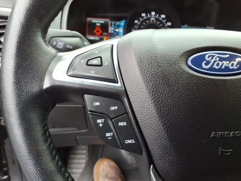 Used 2023 Ford Edge Titanium w/ Cargo Accessory Package image 21