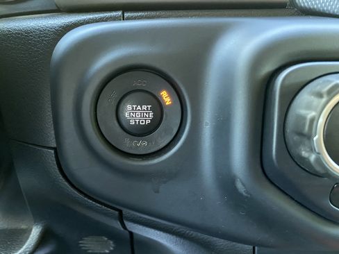 Used 2020 Jeep Wrangler Unlimited Sport image 28