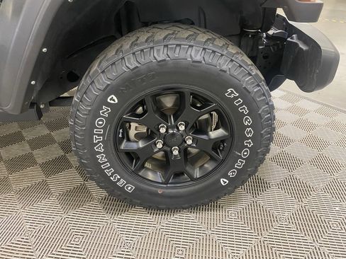 Used 2021 Jeep Wrangler Willys image 2