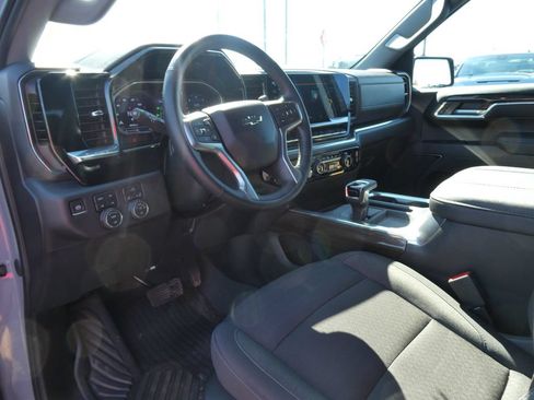 Certified 2024 Chevrolet Silverado 1500 RST w/ Z71 Off-Road Package AWD/4WD image 23
