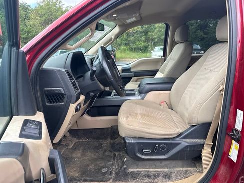 Used 2017 Ford F150 XLT w/ Equipment Group 302A Luxury AWD/4WD image 3