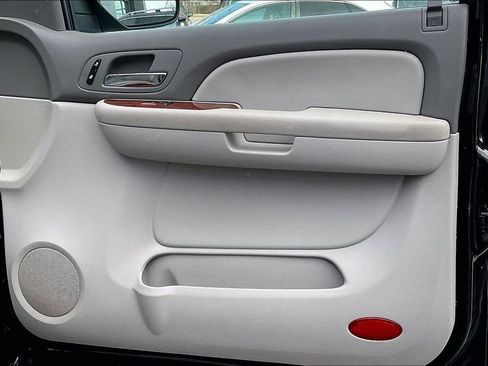 Used 2009 Chevrolet Silverado 1500 LTZ w/ Safety Package image 27